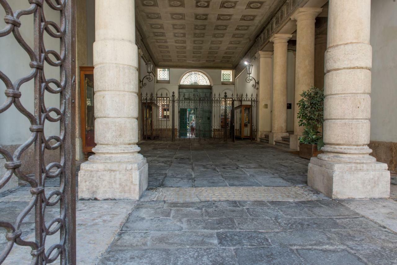 Il Cappello Di Giulietta Hotel Verona Luaran gambar